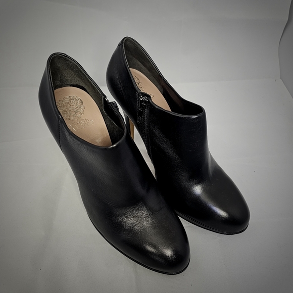 Vince Camuto Elvin Black Platform Booties - Picture 3 of 10